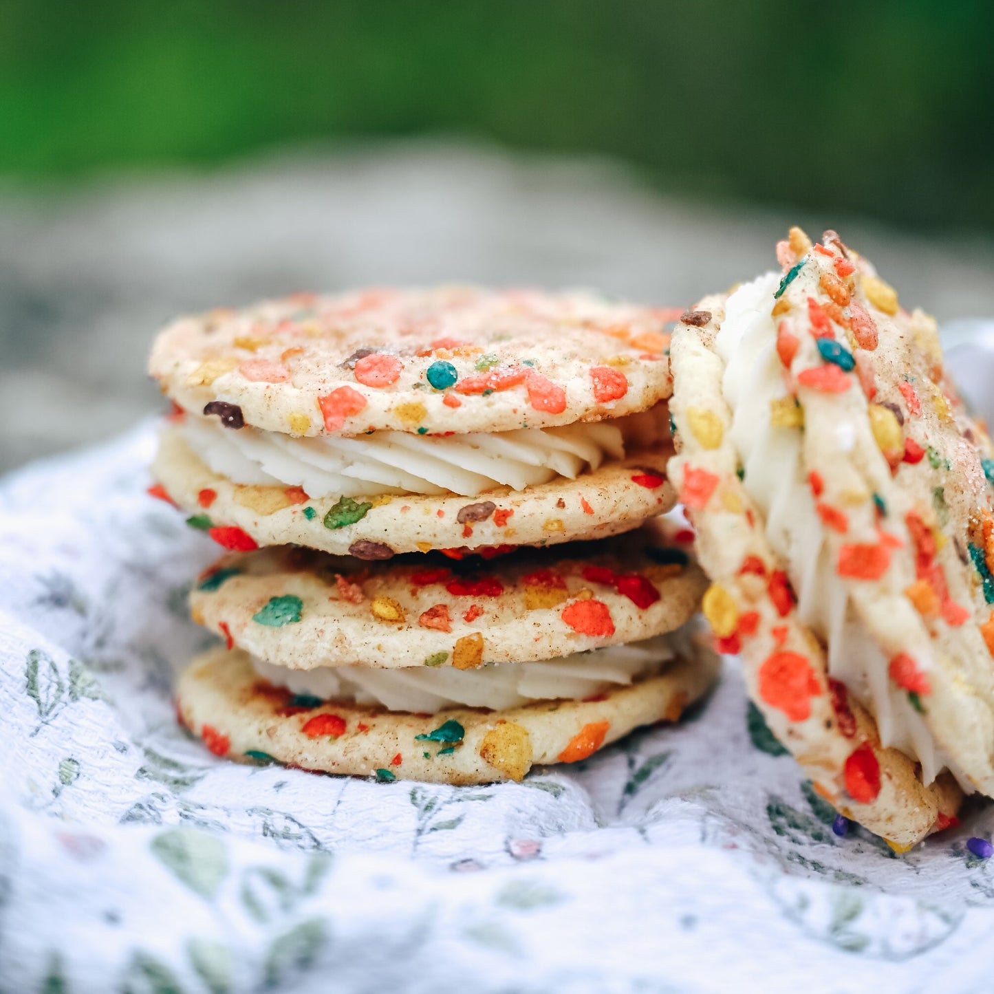 Fruity Pebble Cream Pie