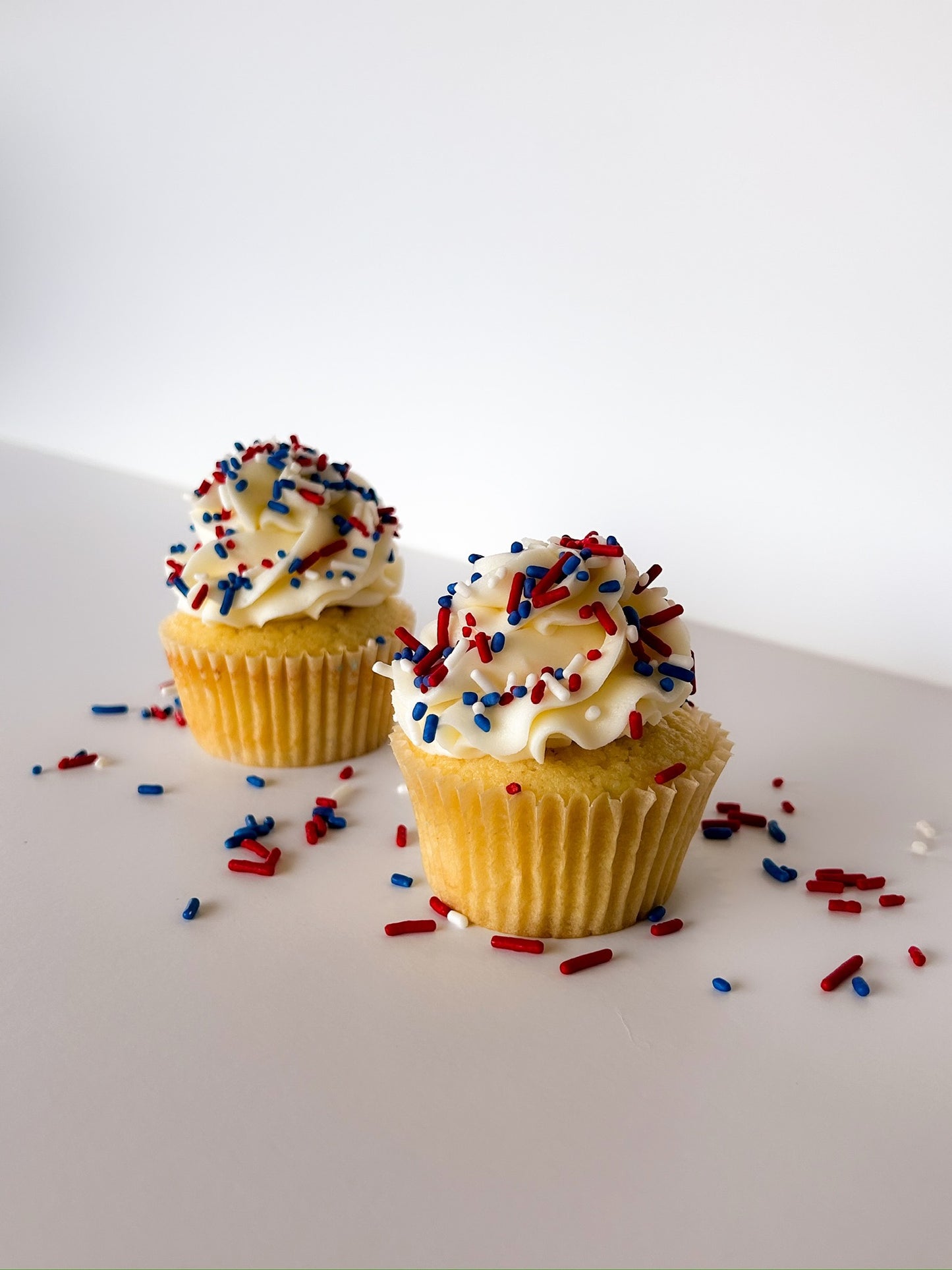 Fourth of July Assorted Cupcakes - Vanilla